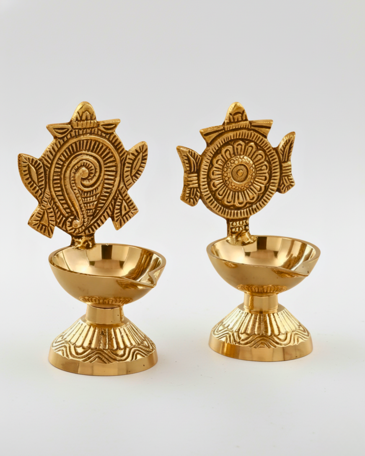 Shanku Chakra Diya Set